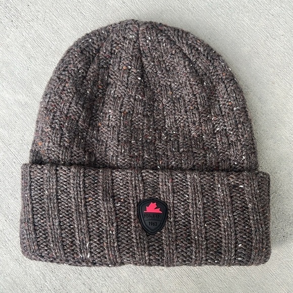 Men's Pajar Knitted Beanie Winter Hat Brown One Size NWOT - Picture 1 of 2